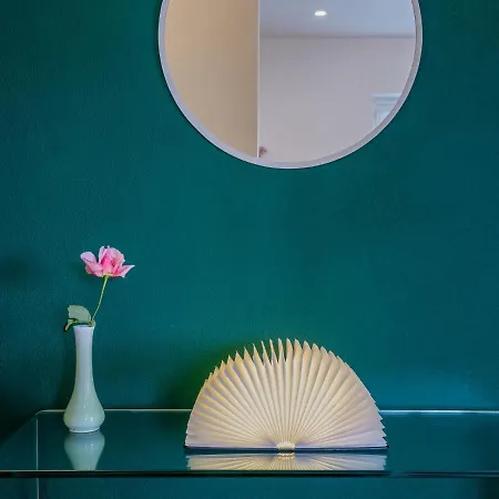 Coty - Imp522 By Interhome *