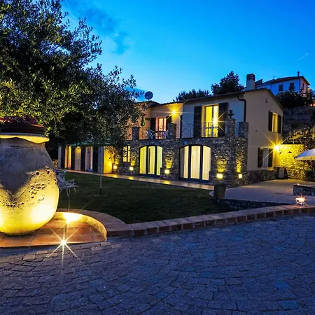 Coty - Imp522 By Interhome